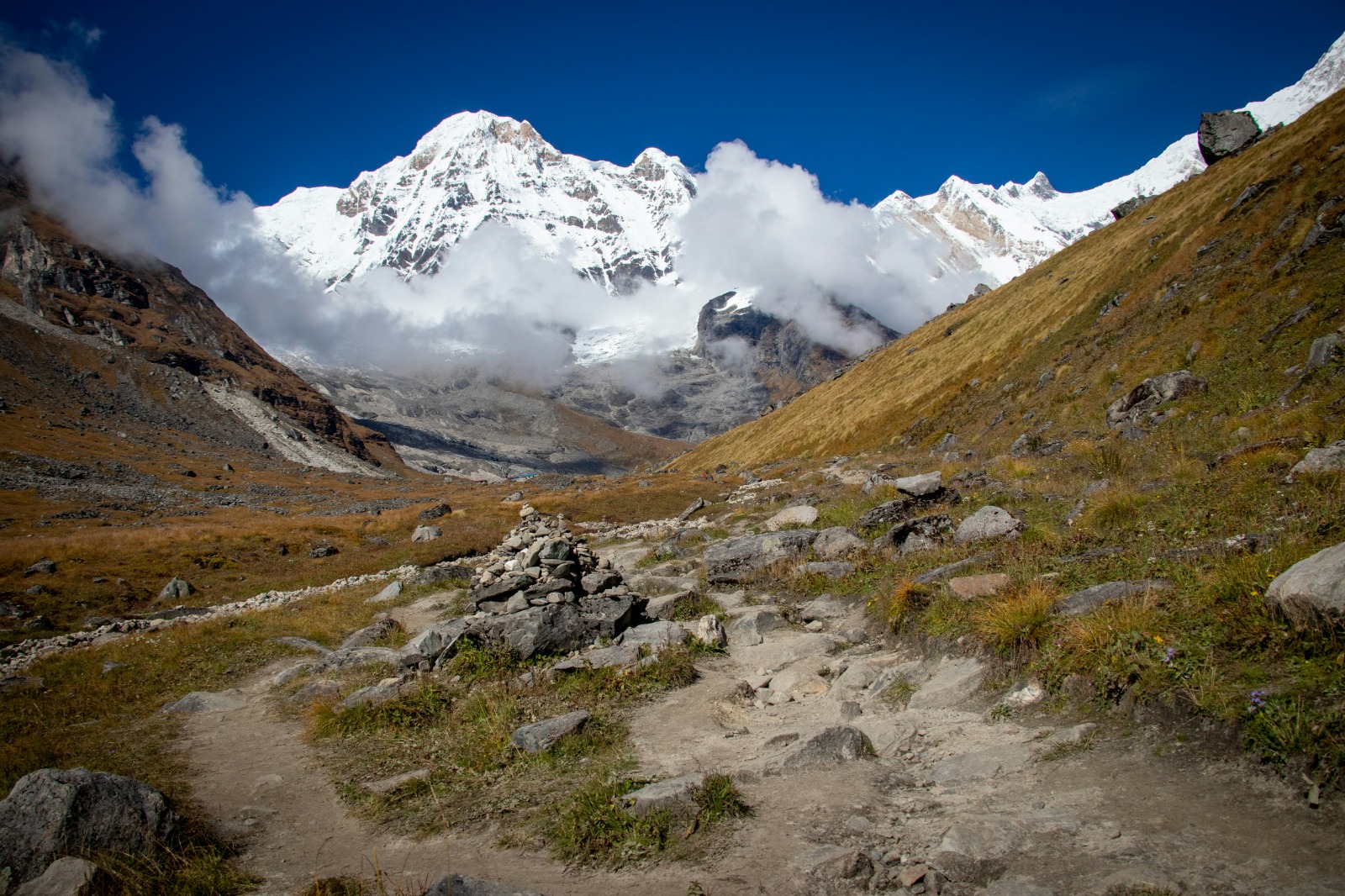 Annapurna roads reopen as landslide debris cleared, 1,393 trekkers check in